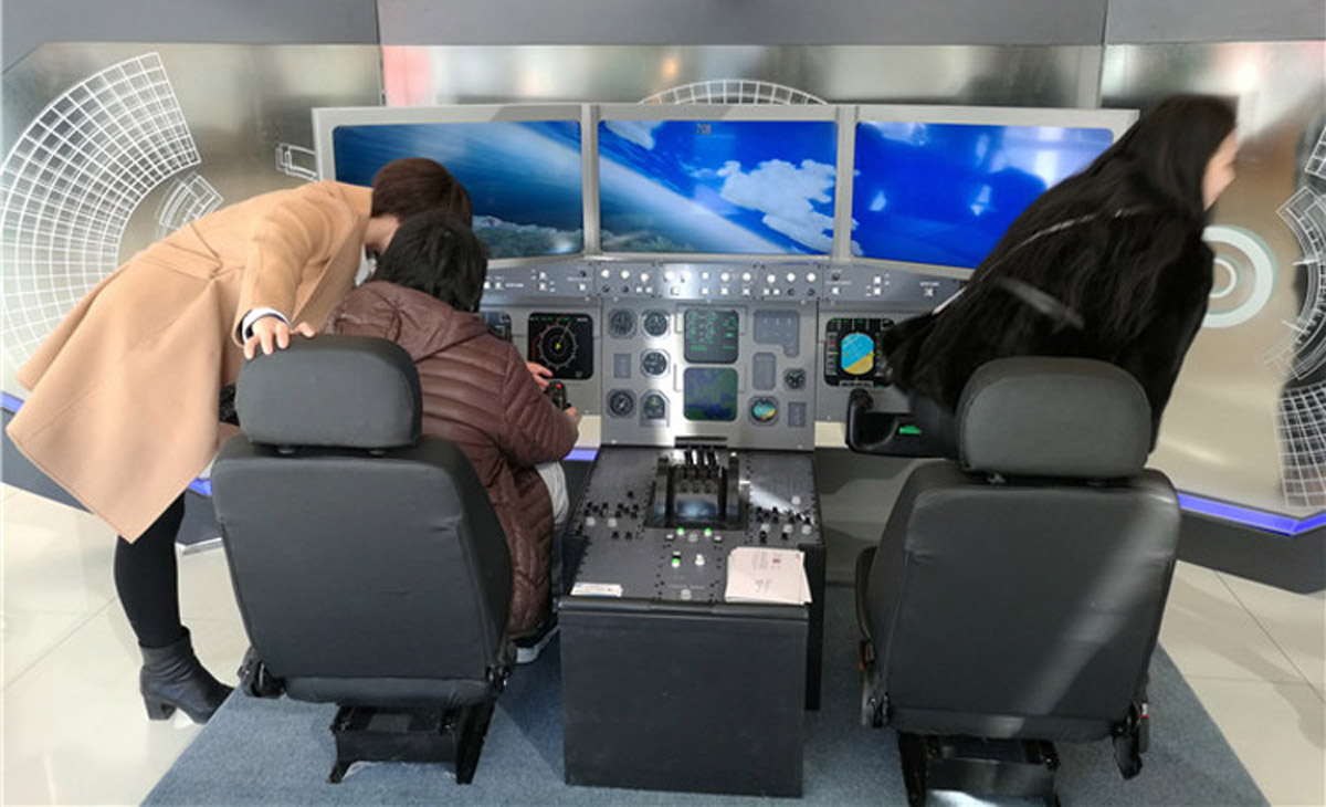 拜城空客飞行模拟器