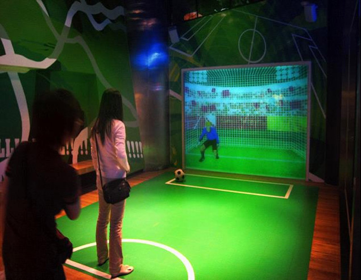 龙沙虚拟足球体验