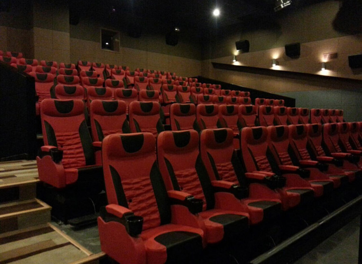 4d电影院专用动感座椅.jpg